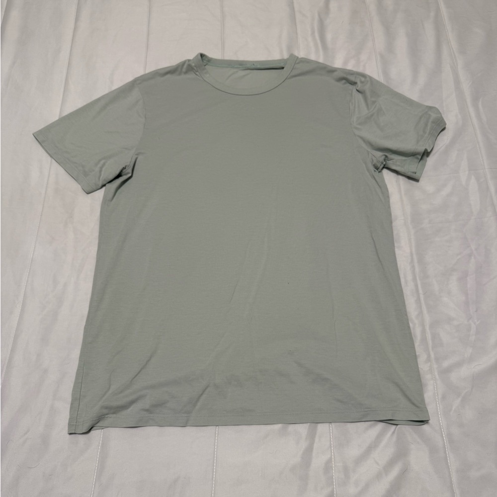 Lululemon soft green T-Shirt